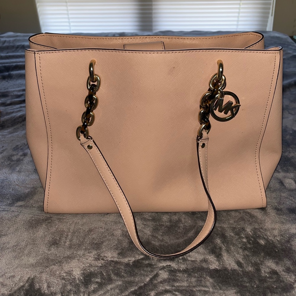 Light pink Michael Kors
